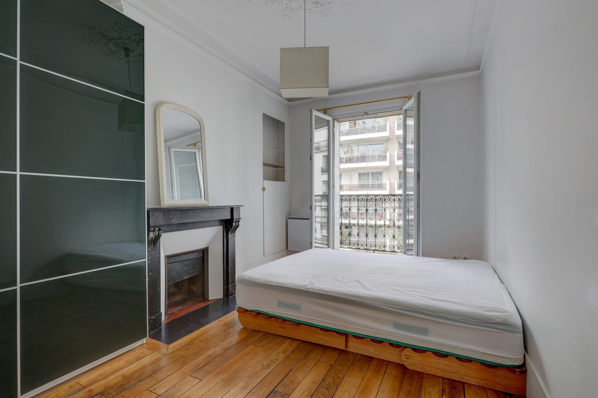 Flat Rue Ordener in Paris