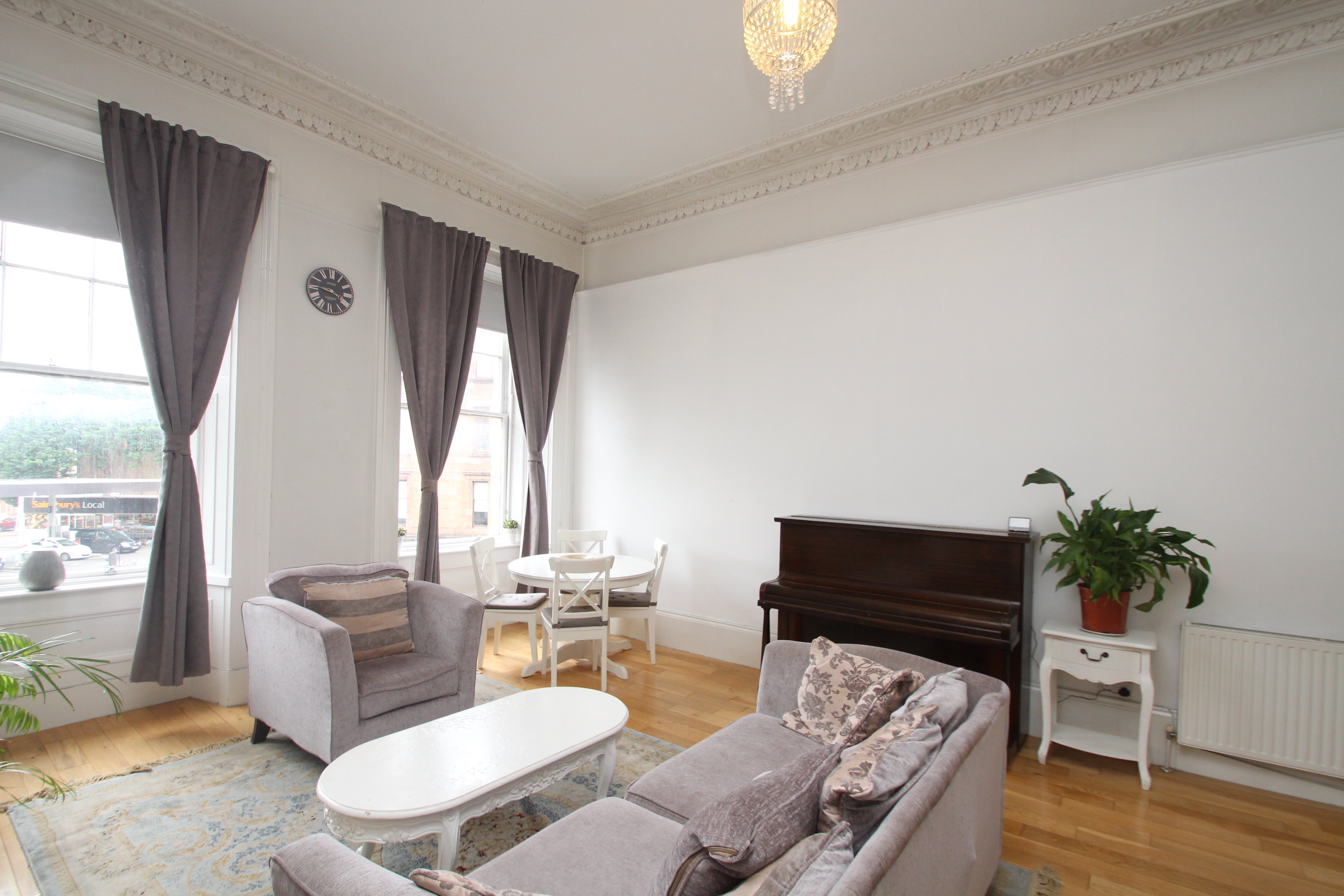 Flat Lynedoch Street in Glasgow