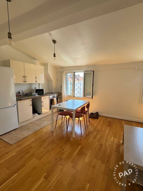 Flat Rue du Général Leclerc in Bois-Colombes