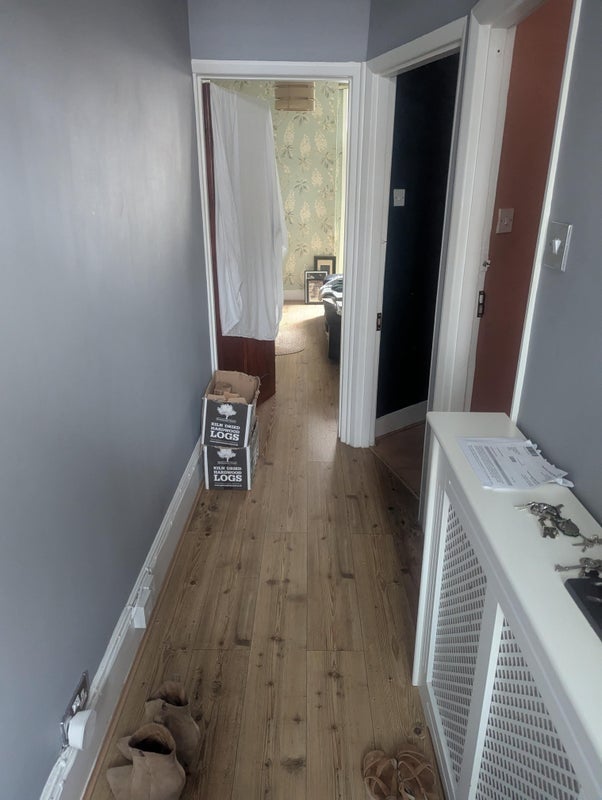 Room Sirdar Road in Greater London