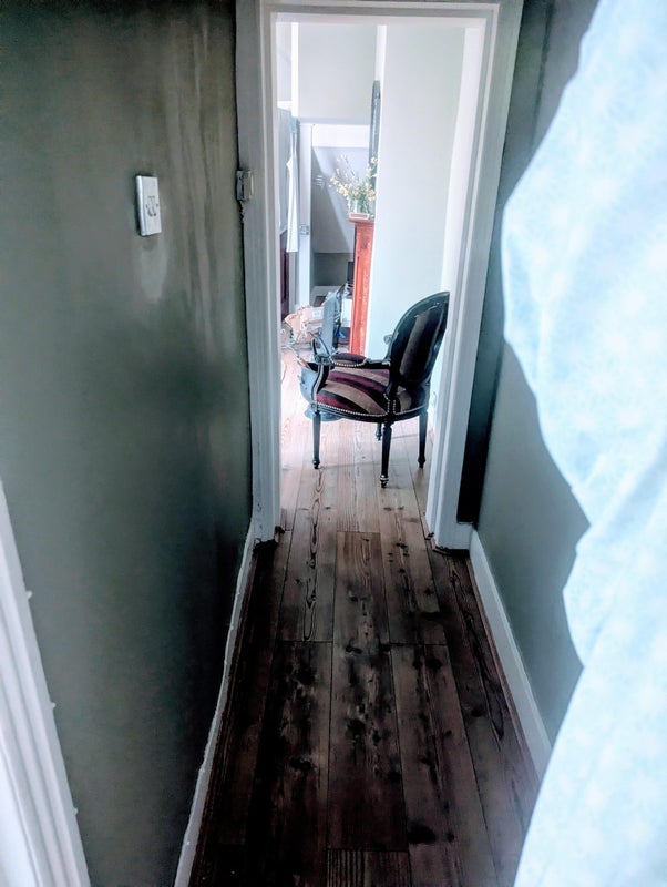 Room Sirdar Road in Greater London