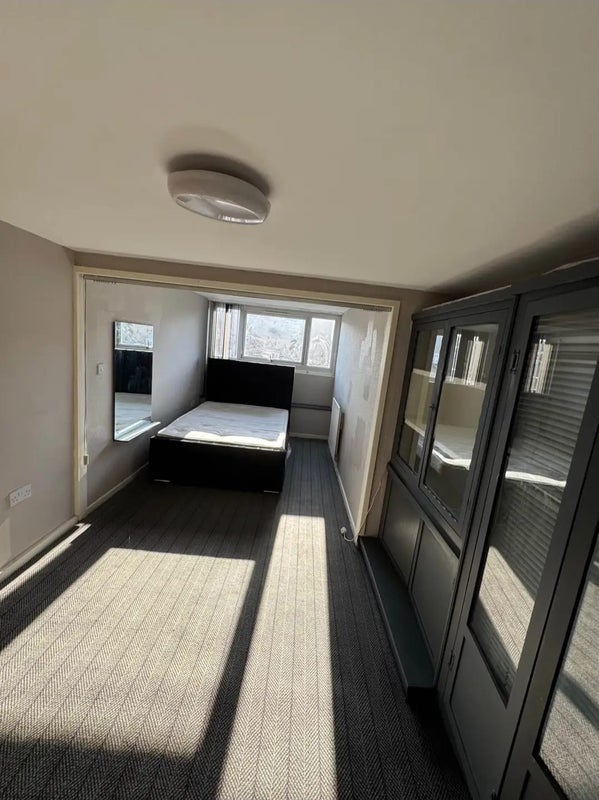 Room Back Rowland Terrace in Leeds