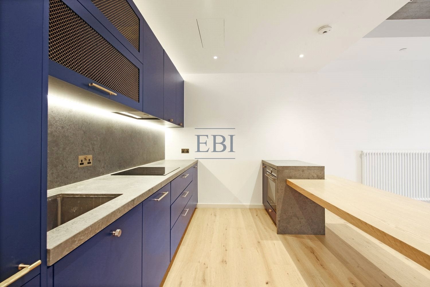 Flat Orchard Place in Greater London
