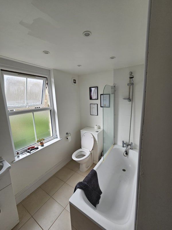 Flat Offley Road in Greater London