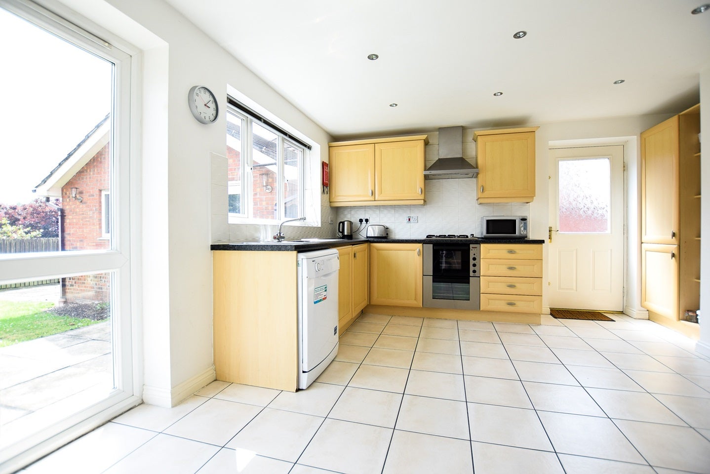 Room Rolls Avenue in Crewe