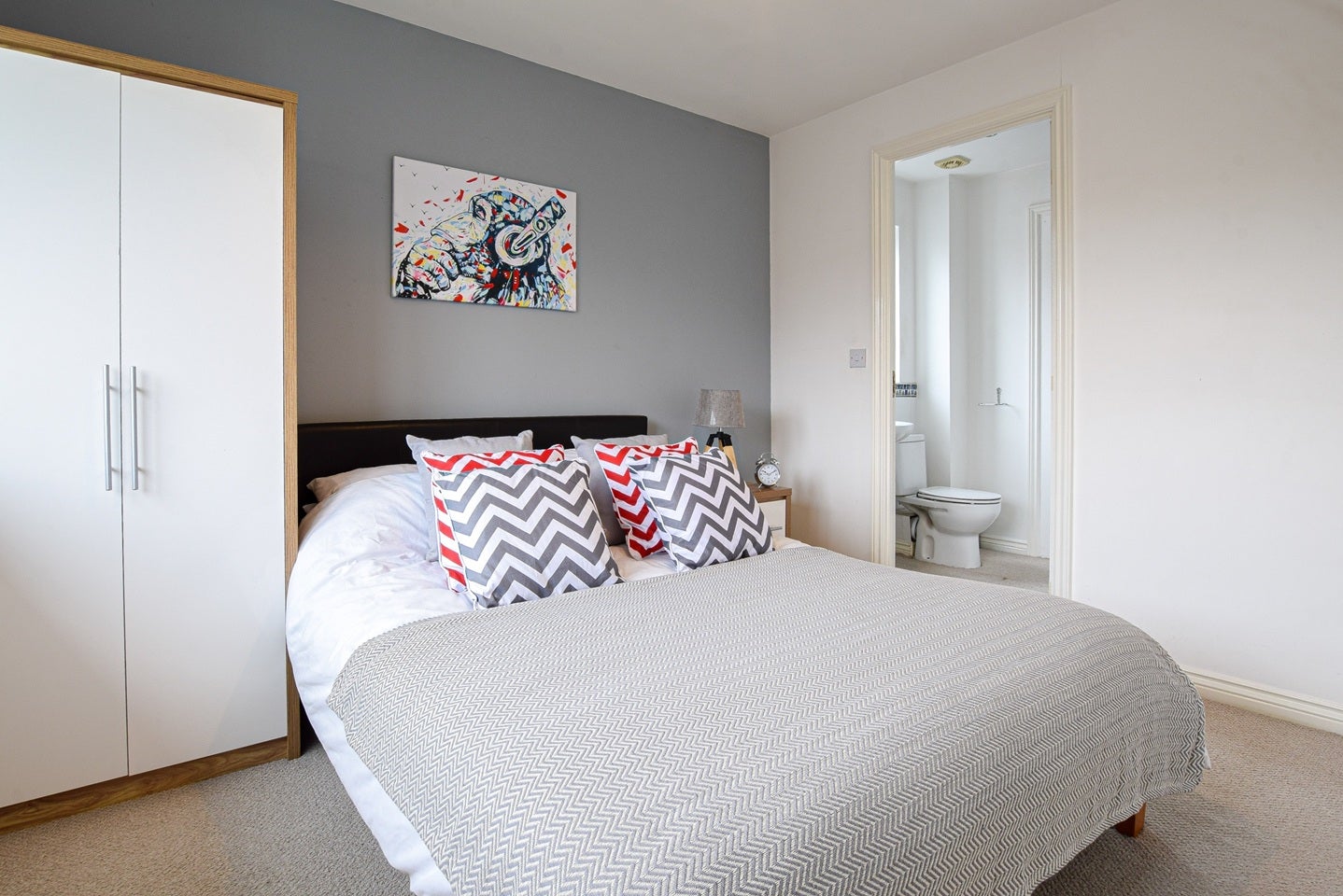 Room Rolls Avenue in Crewe