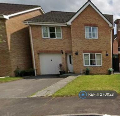 House Llys Llwyfen in Tregof