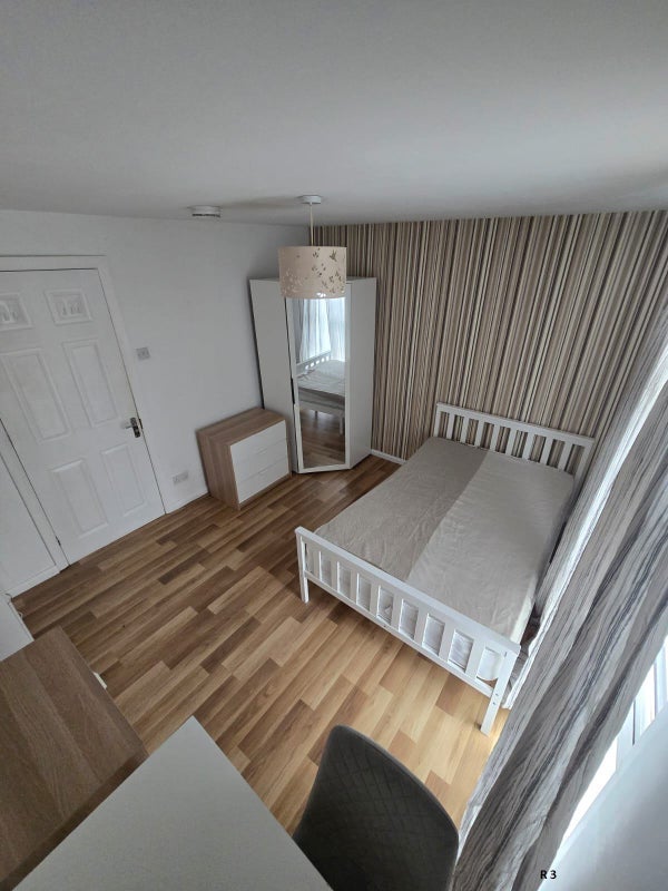 Room Edward Bailey Close in Coventry