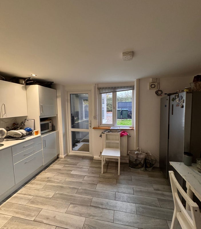 Room Edward Bailey Close in Coventry