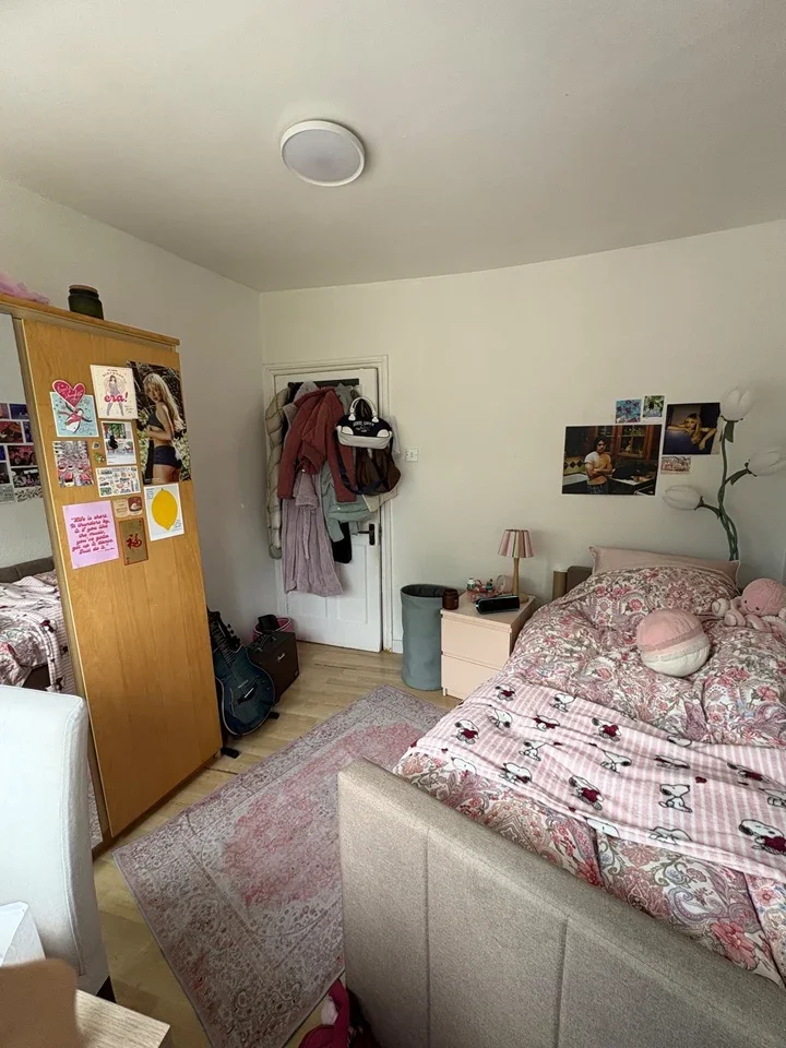 Room Elmcroft Crescent in Greater London