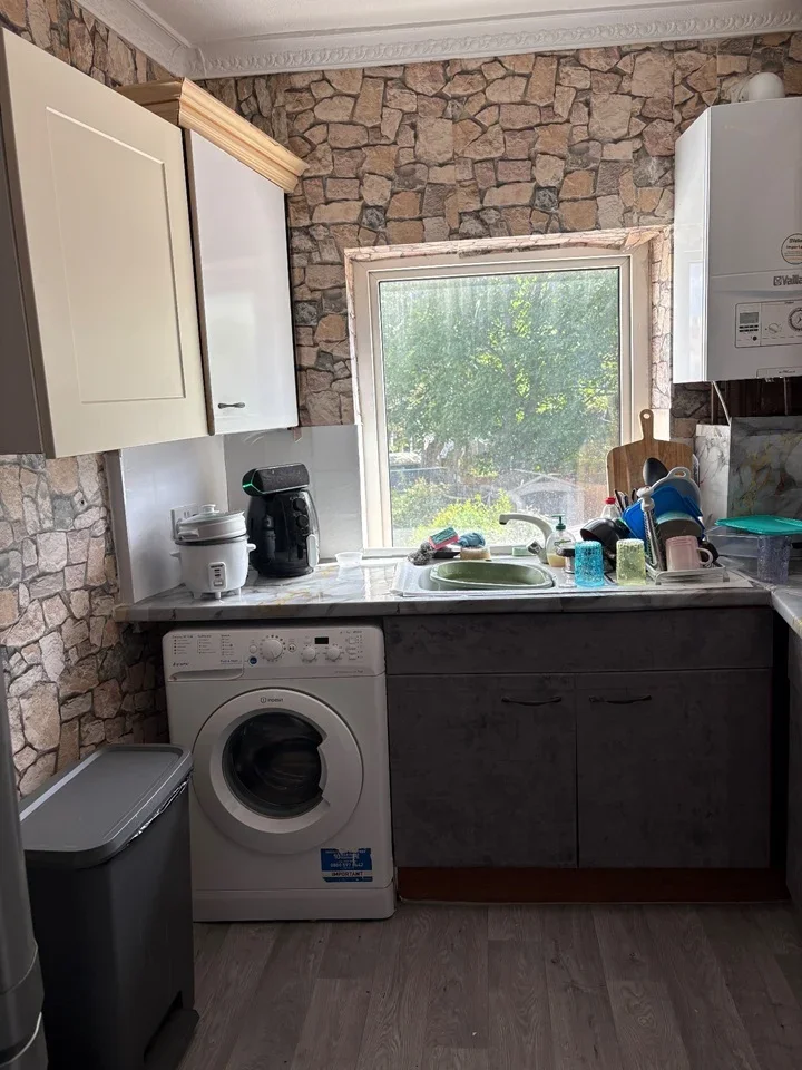 Room Elmcroft Crescent in Greater London