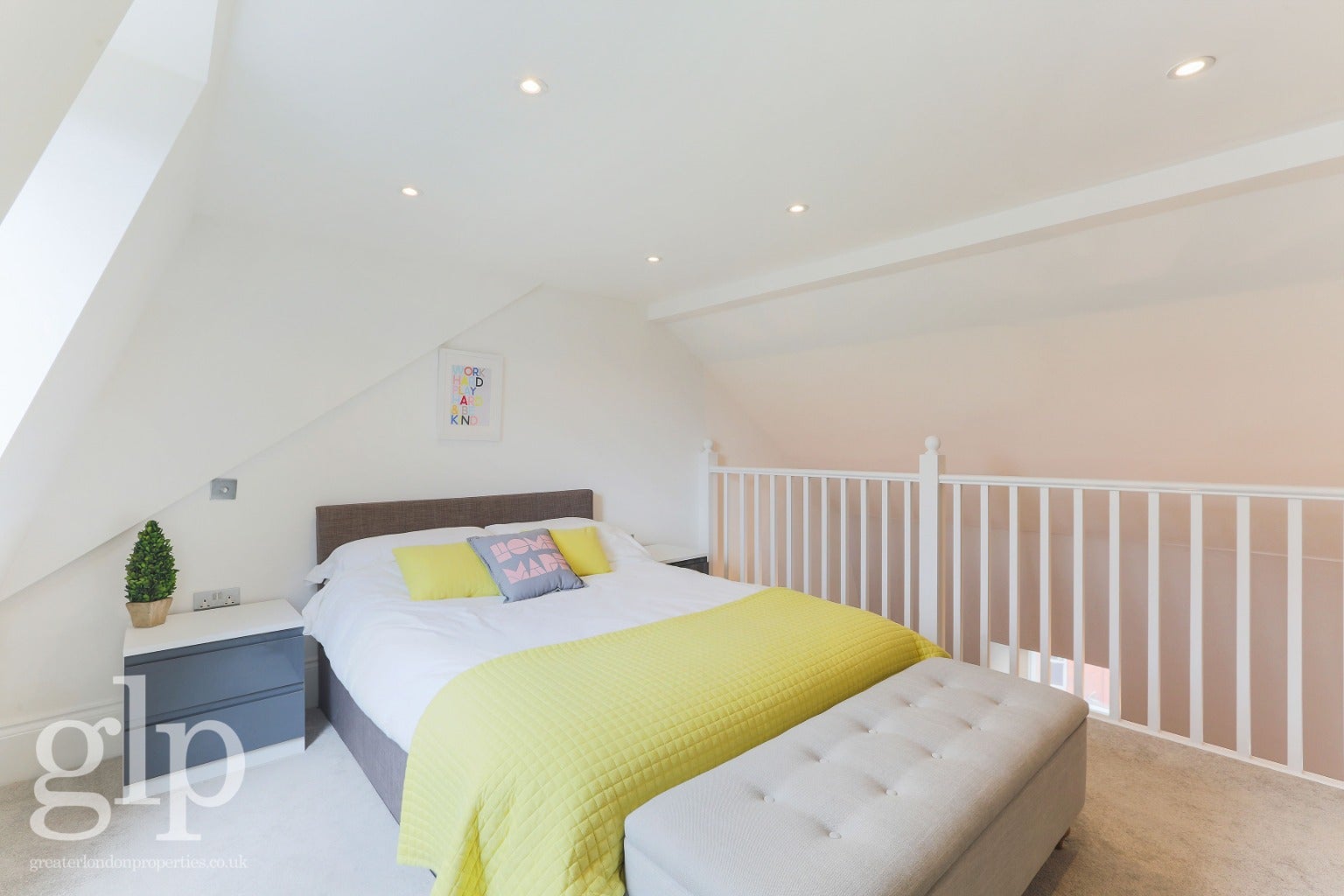 Flat Rupert Street in City of Westminster