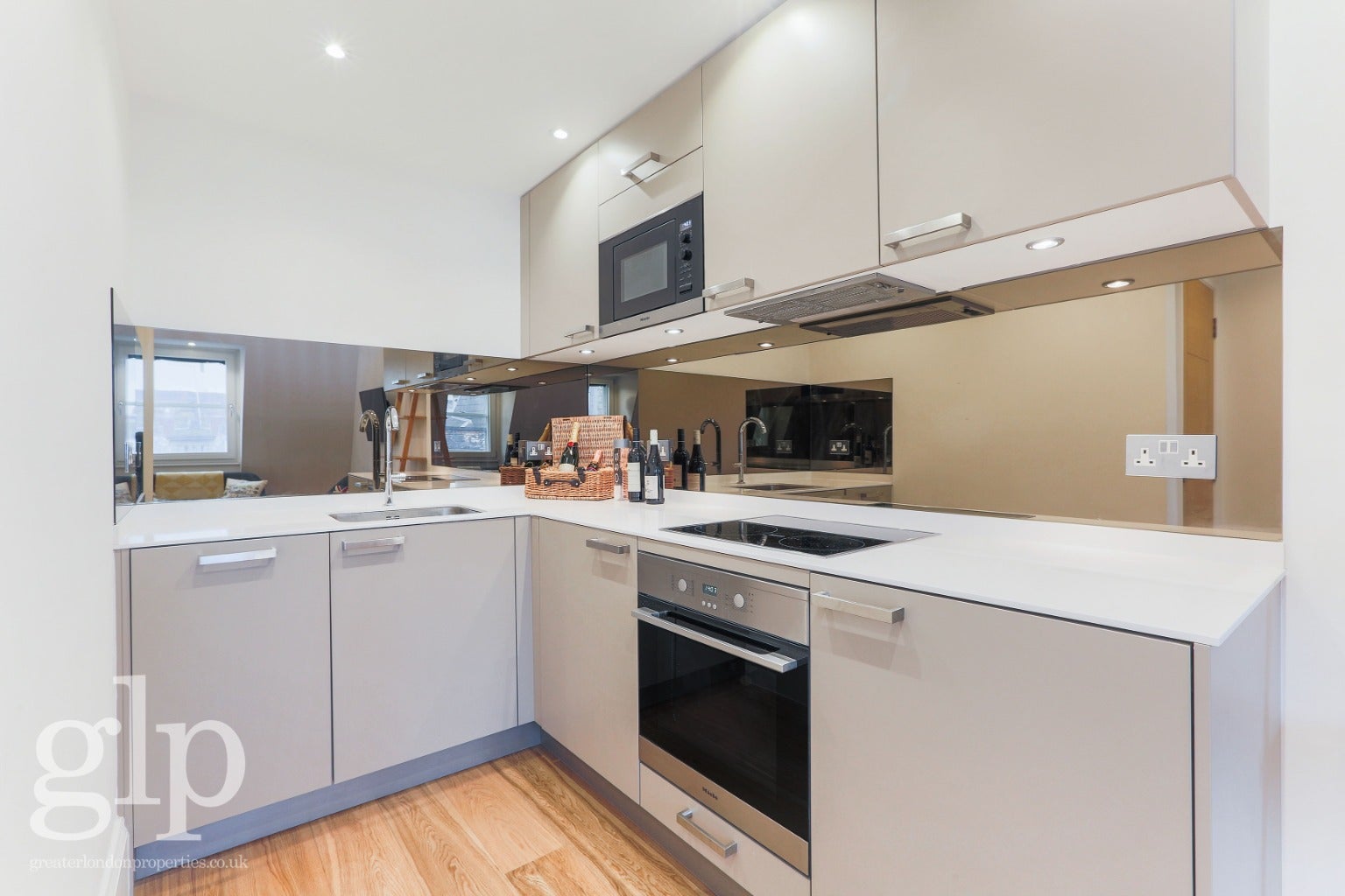 Flat Rupert Street in City of Westminster