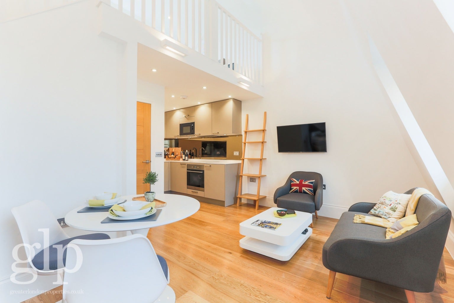 Flat Rupert Street in City of Westminster