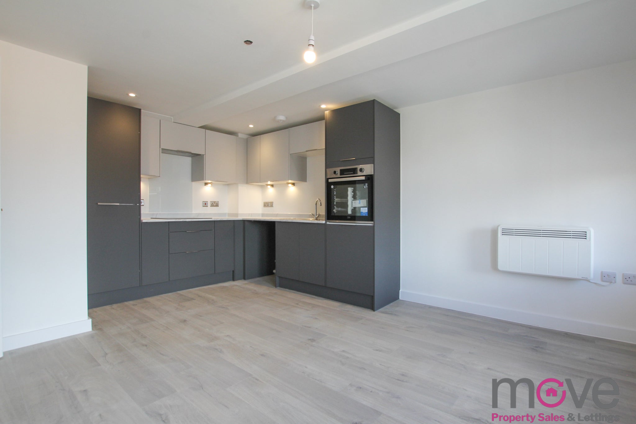 Flat Llanthony Road in Gloucester