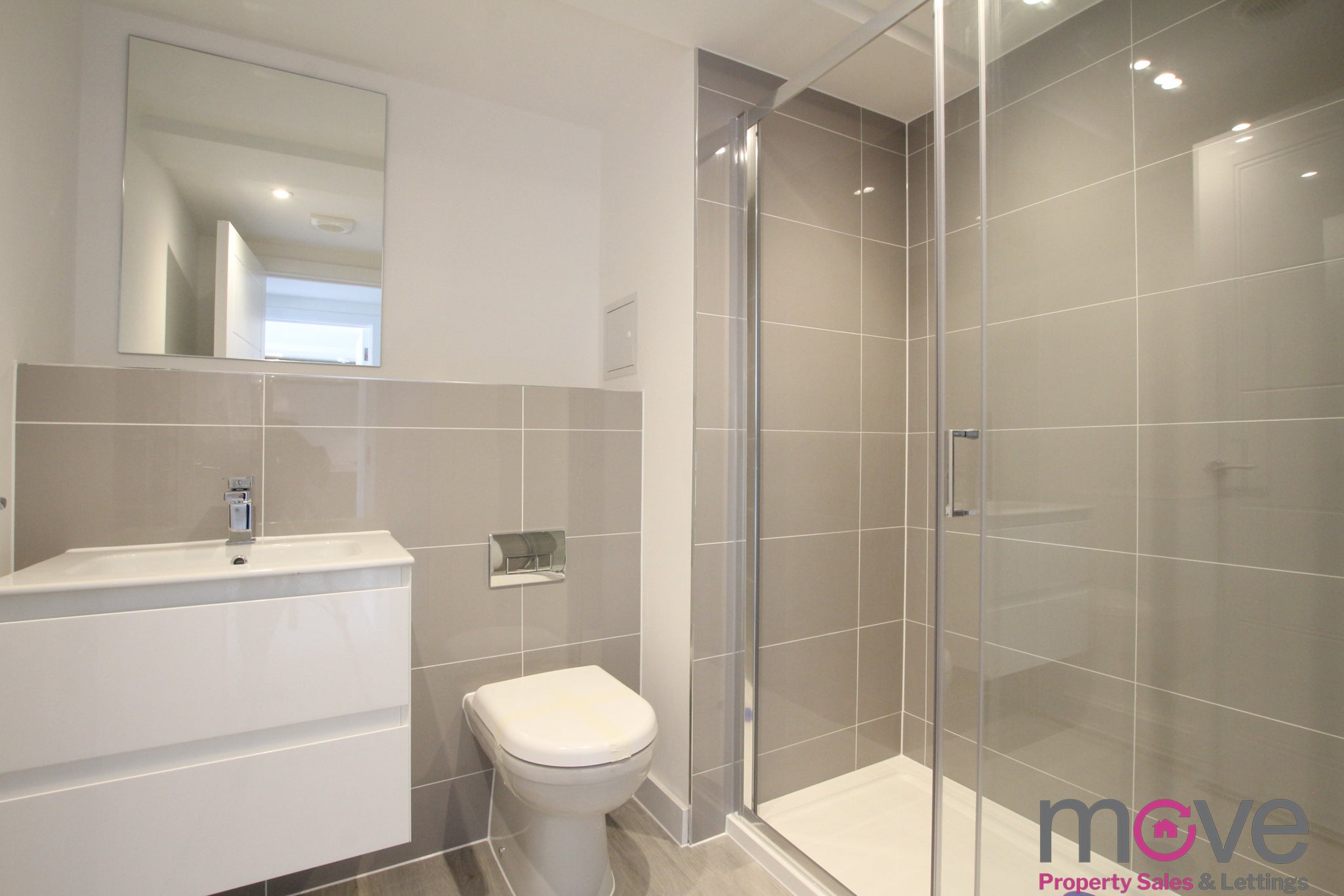 Flat Llanthony Road in Gloucester