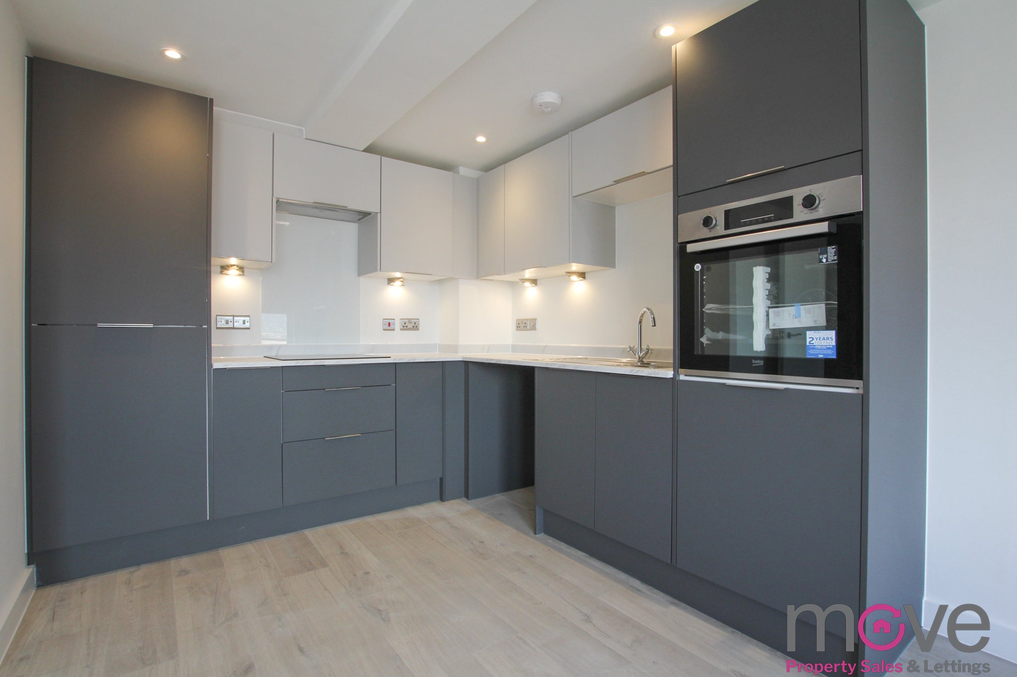 Flat Llanthony Road in Gloucester