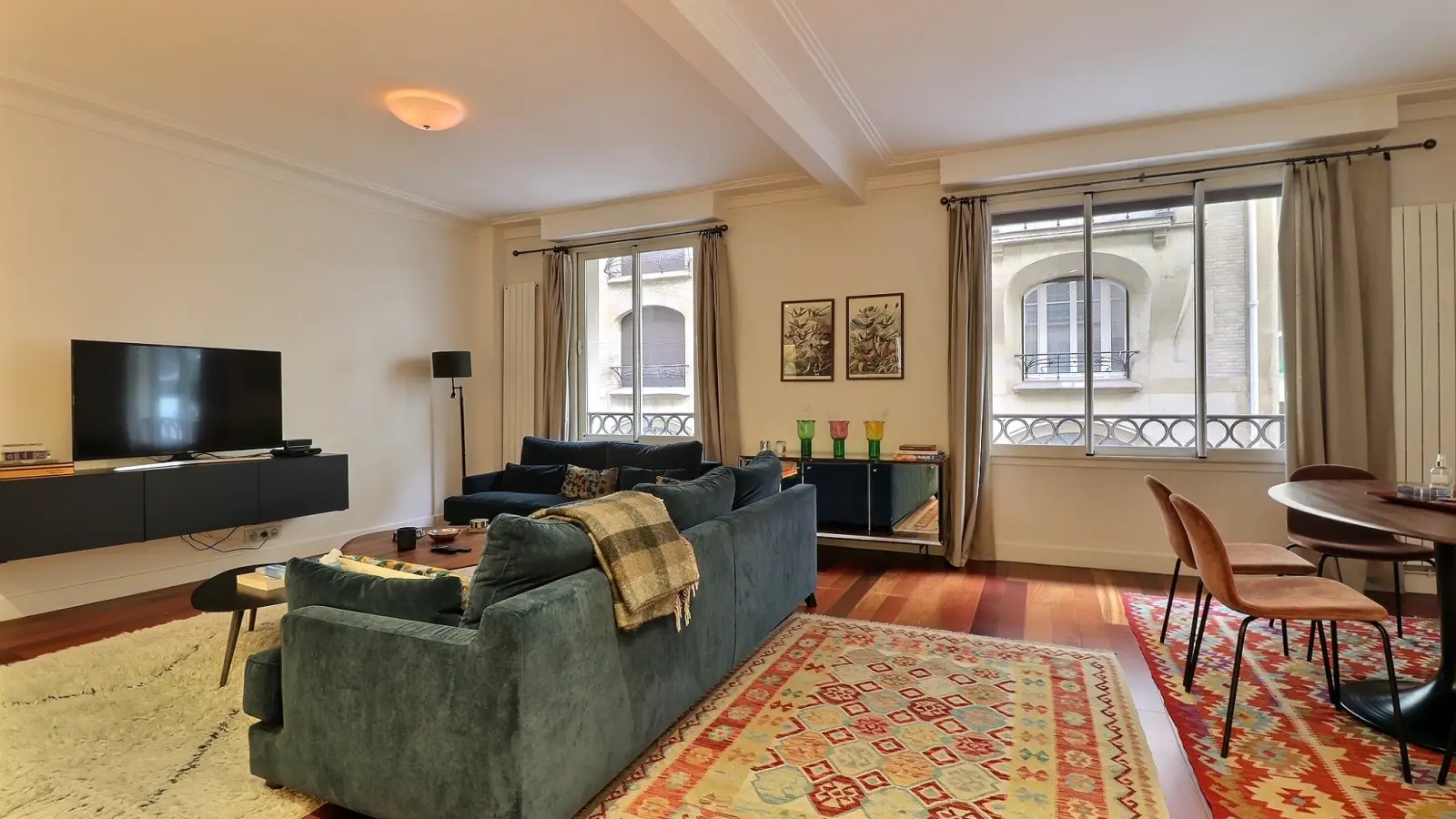 Appartement Rue Paul Valéry à Paris