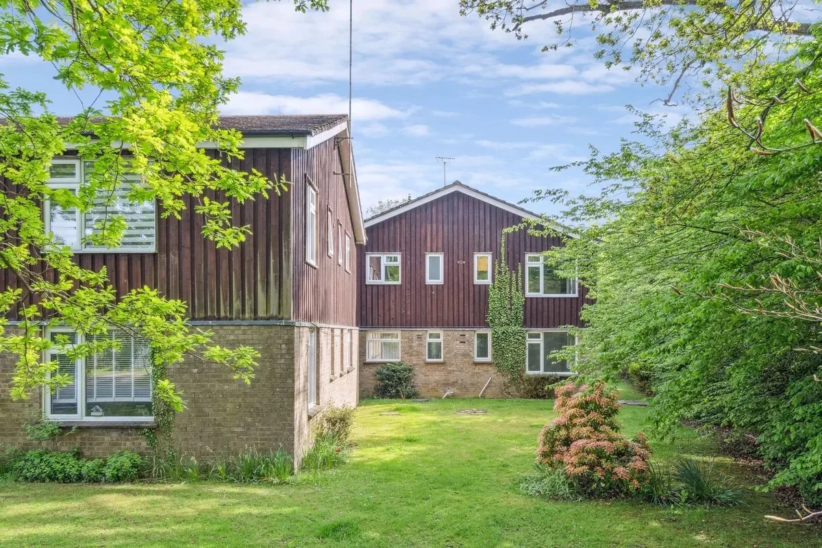 Flat Lodge Lane in Great Missenden