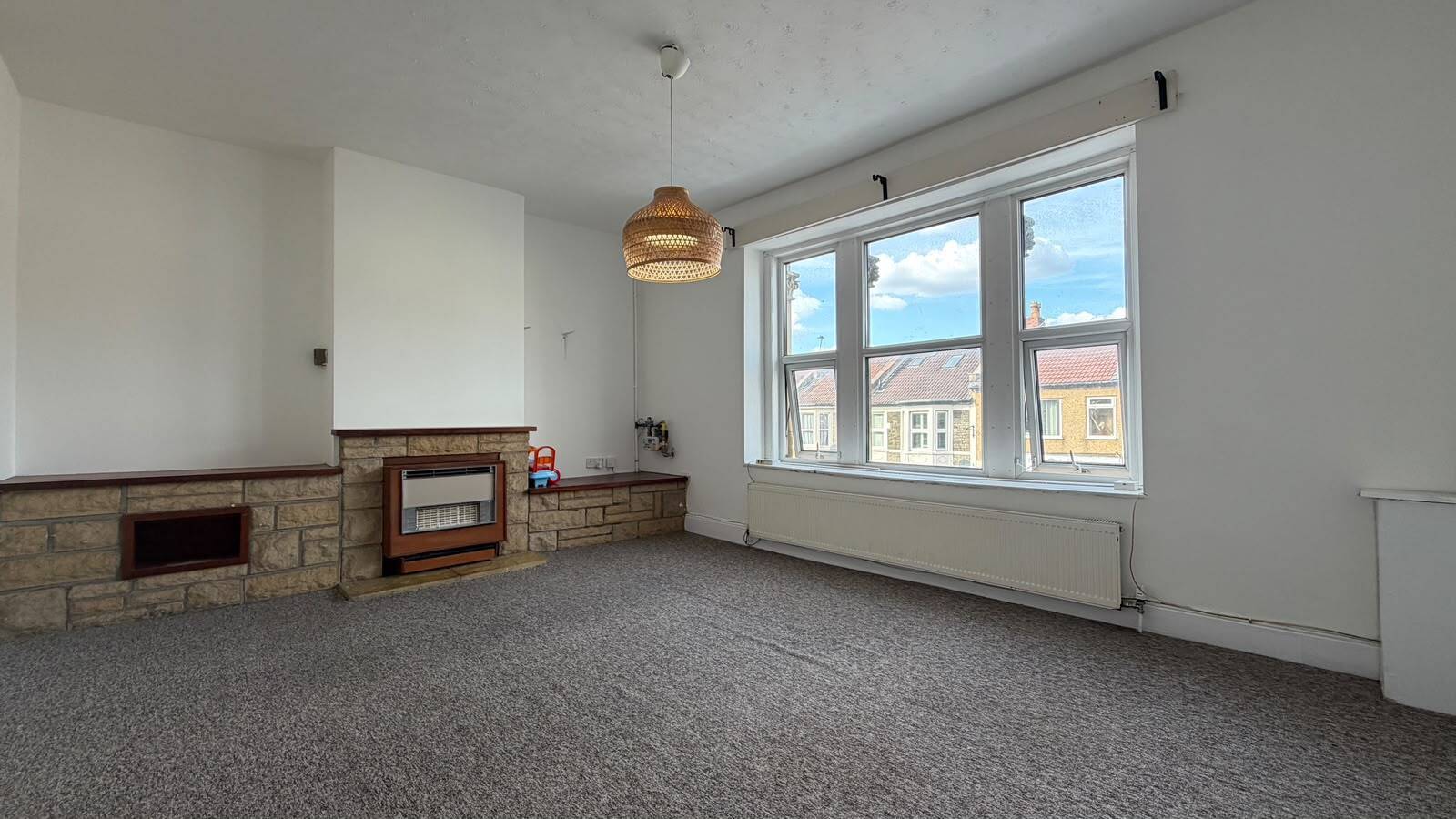 Flat Sandy Park Road in Bristol