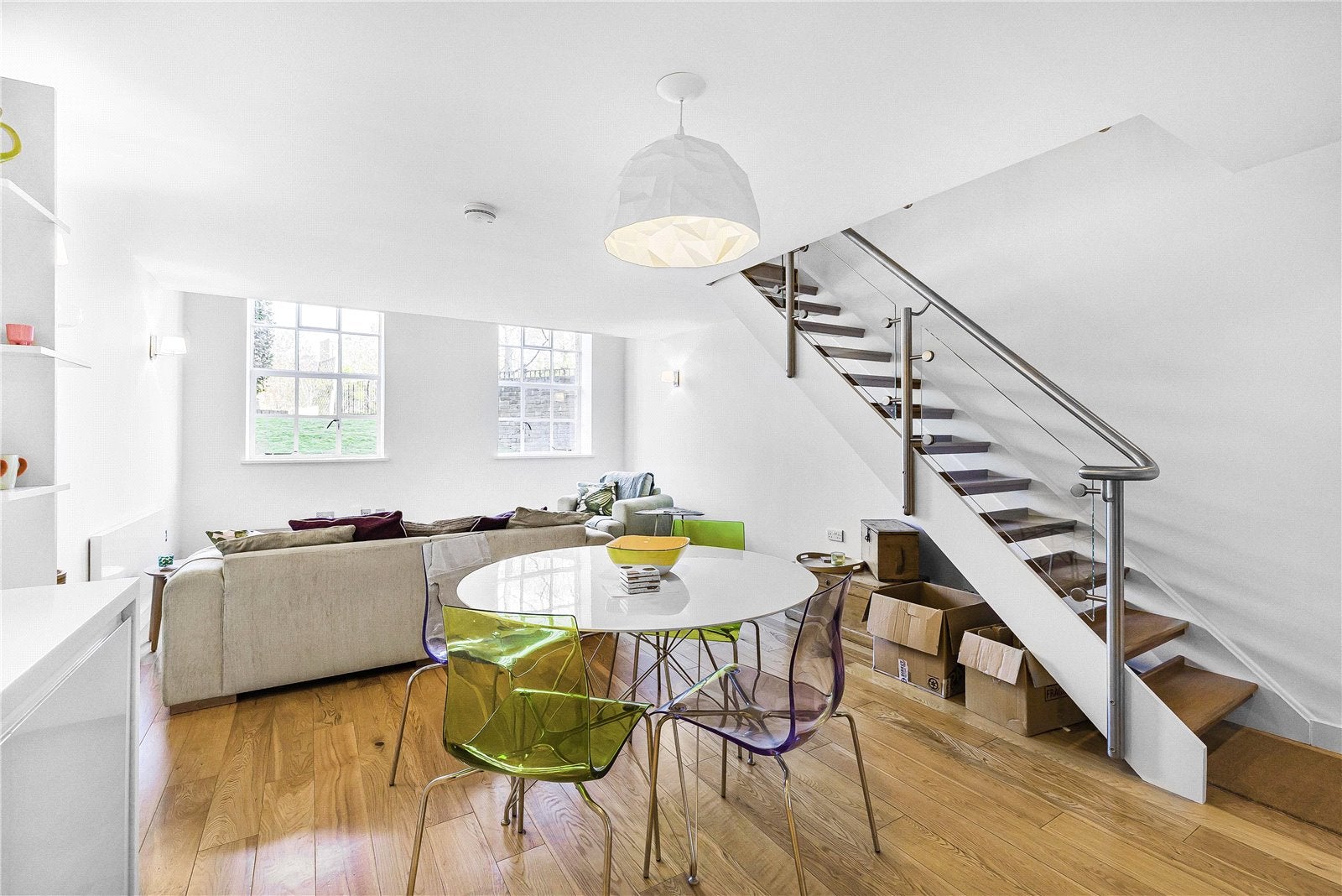 Flat Hardwick Street in Greater London