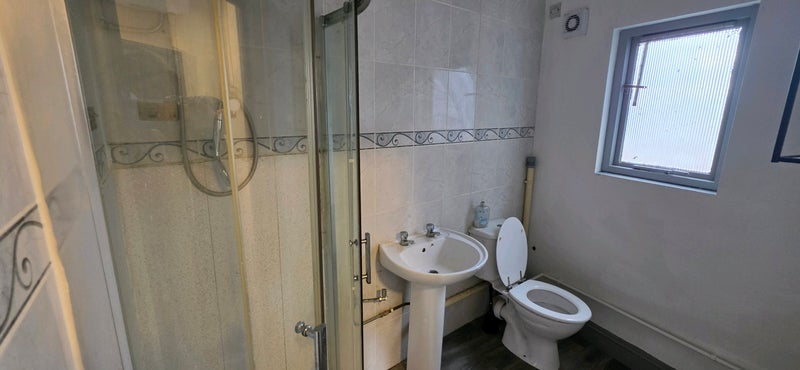 Flat Bath Place in Royal Leamington Spa