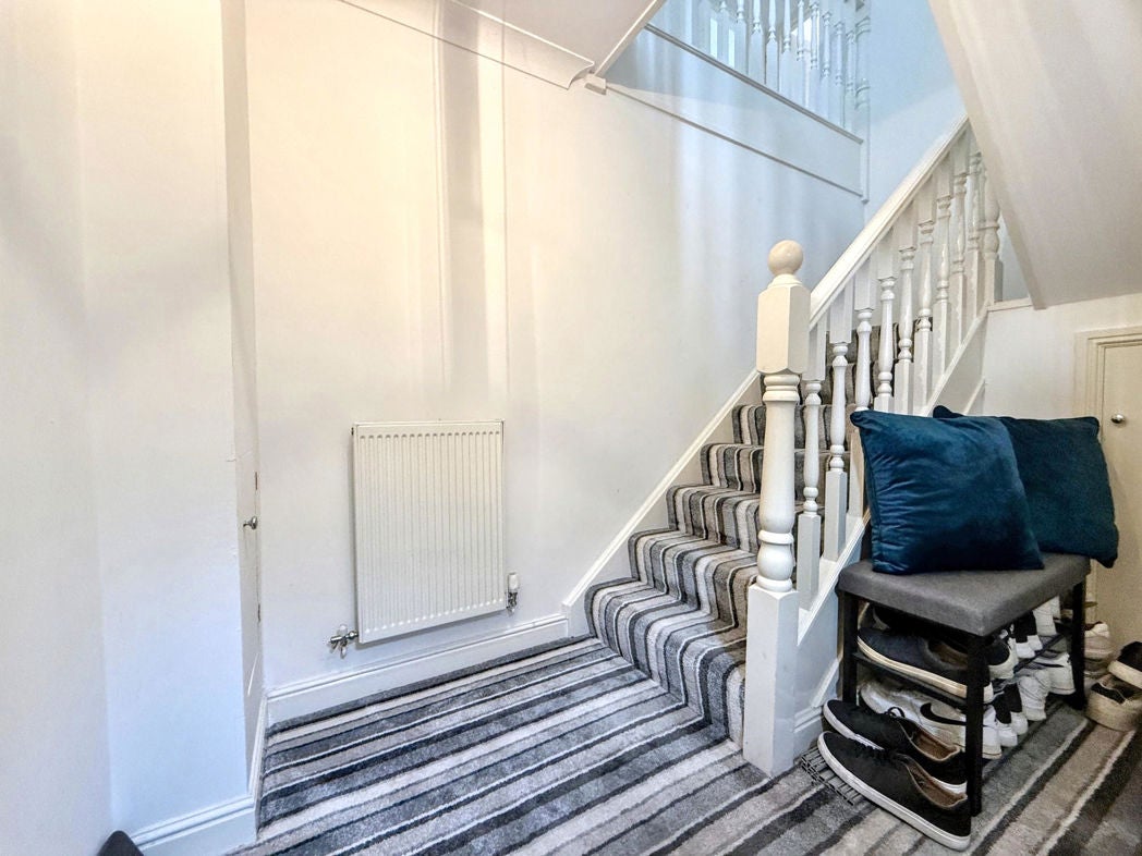 Flat Essyn Court in Easington