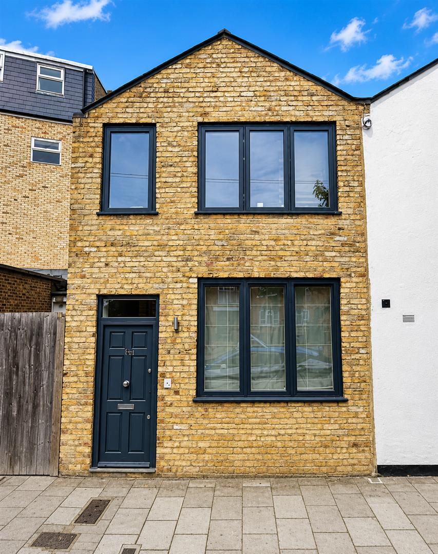 Flat New Park Road in Greater London
