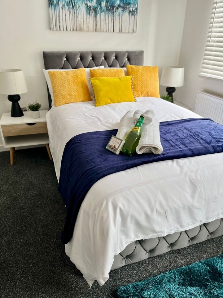 Room Cecil Street in Watford