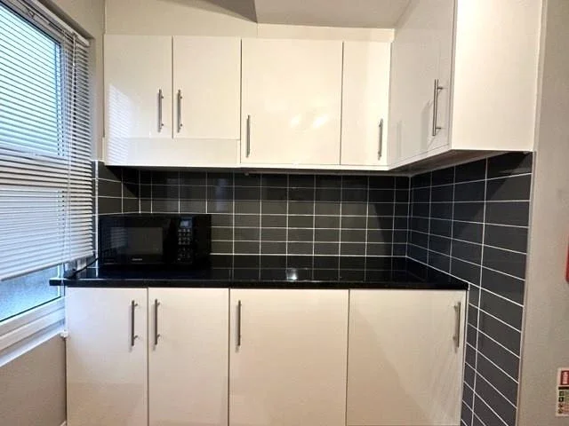 Flat Cranbrook Park in Greater London