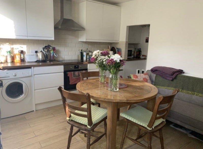 Room Olney Road in Greater London