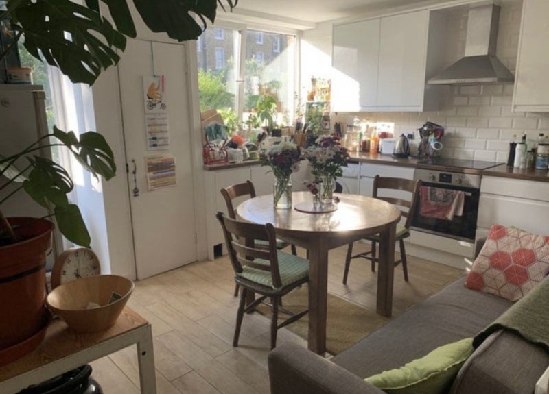 Room Olney Road in Greater London