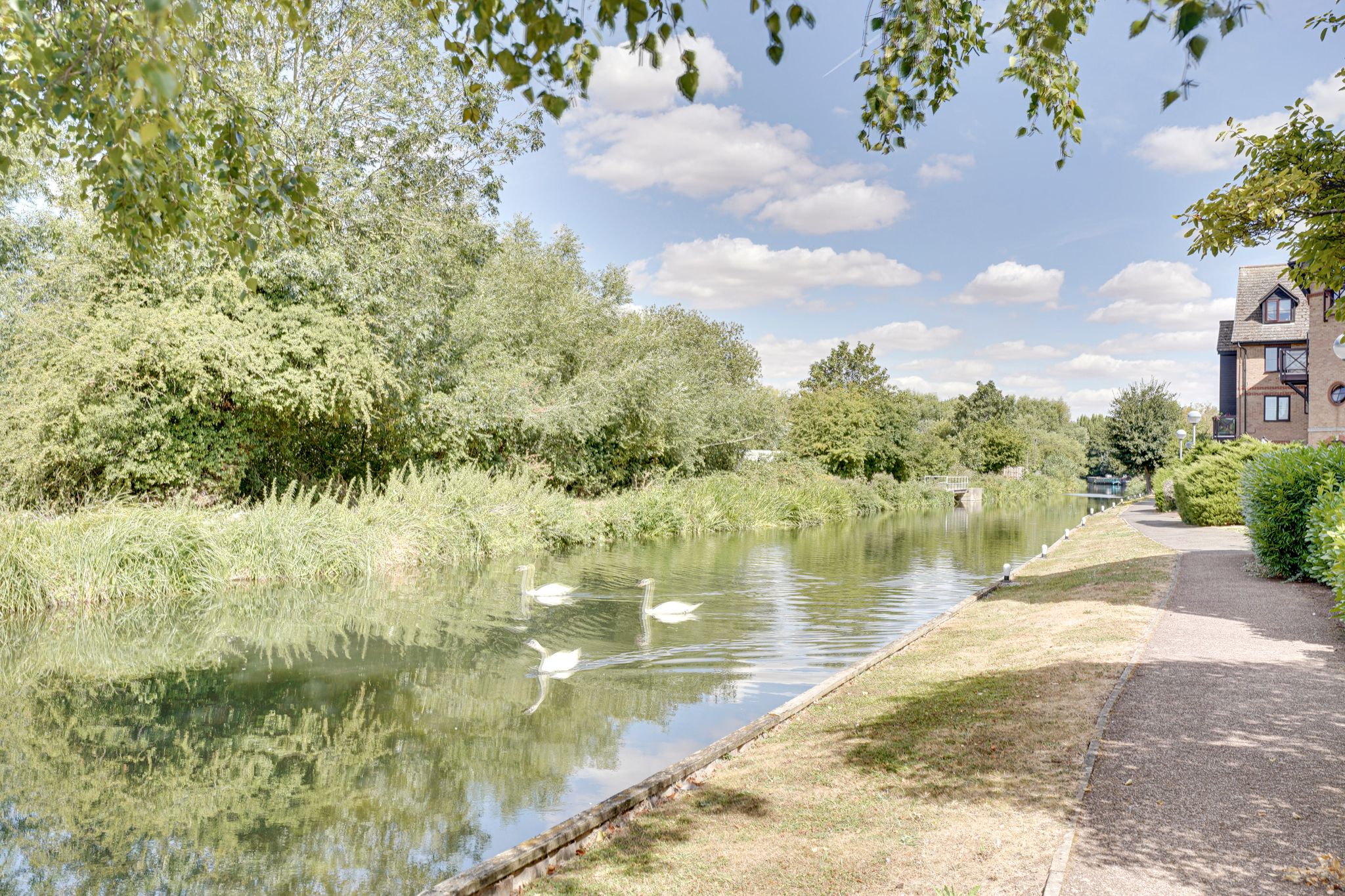 Flat Lawrence Moorings in Epping Forest