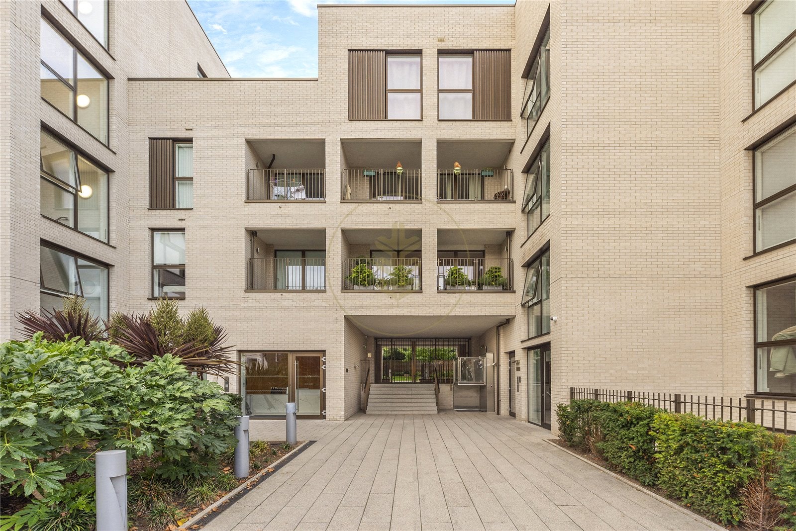 Flat The Avenue in Greater London