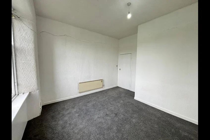 Flat Maxwellton Street in Paisley