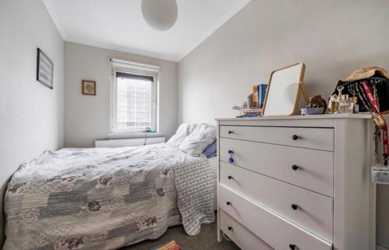Room Primrose Hill Road in Greater London