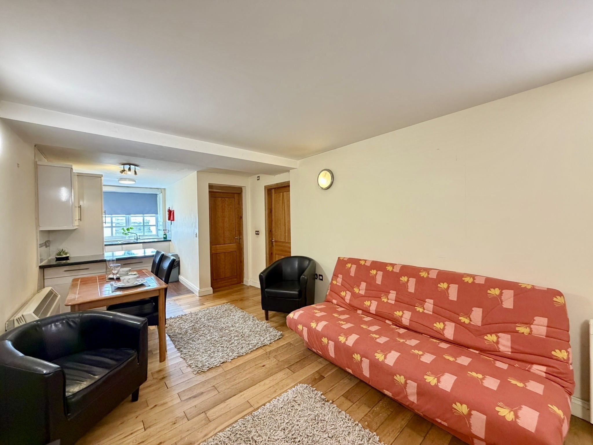 Flat The Ropewalk in Nottingham