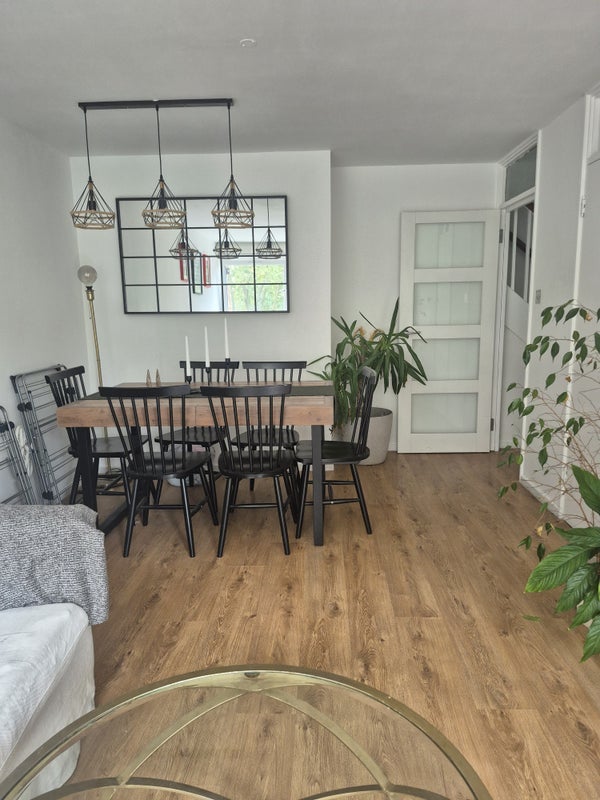 Flat Carnoustie Drive in Greater London