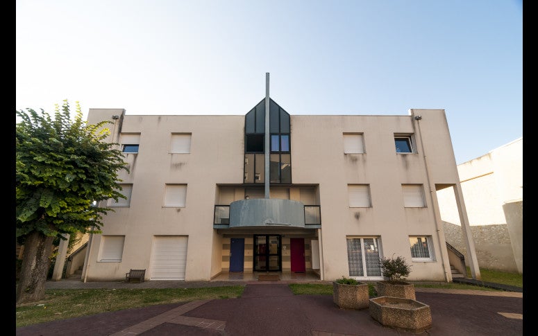 House Rue des États-Unis in Châteauroux
