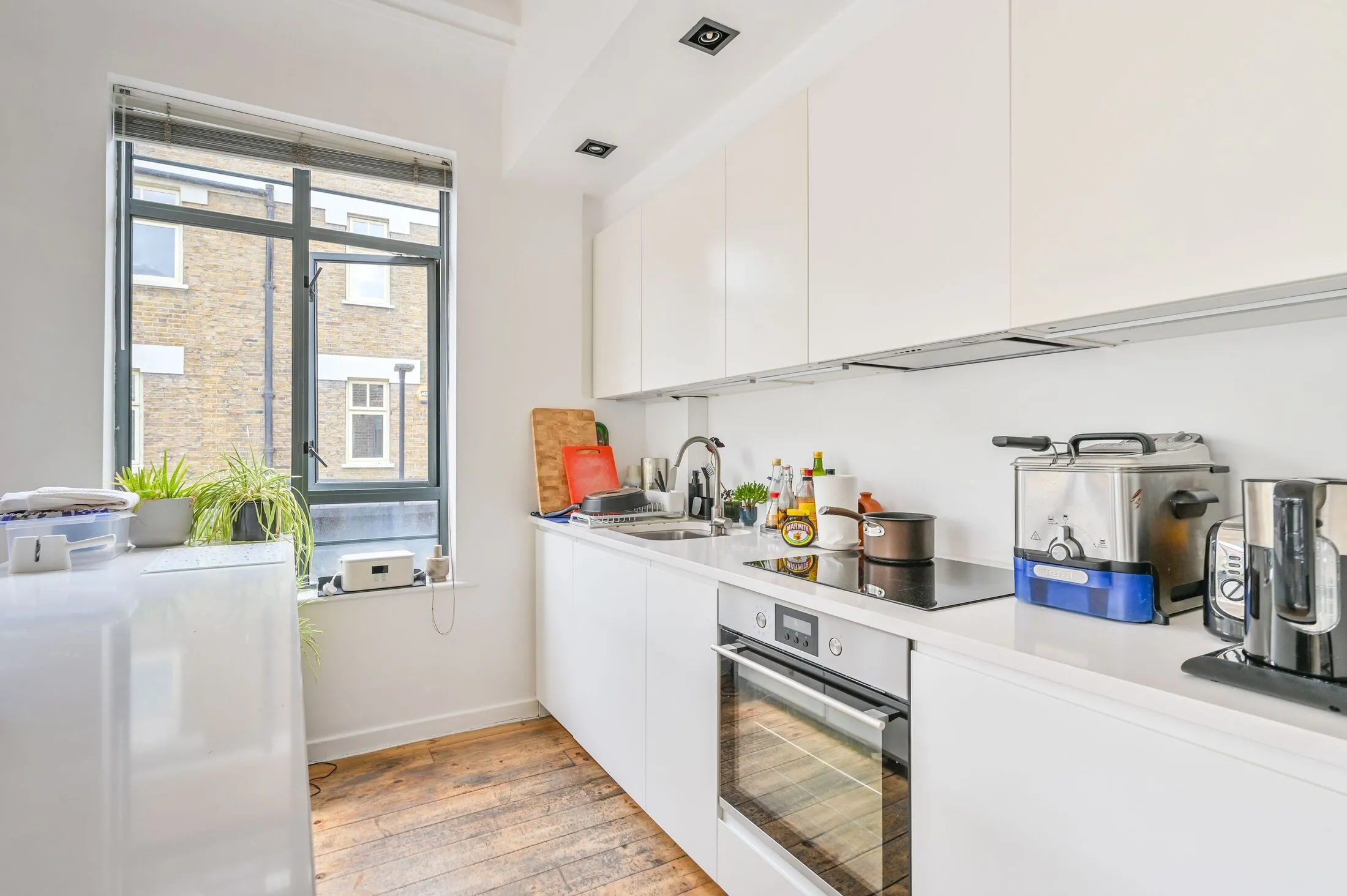 Flat Garrett Street in Greater London