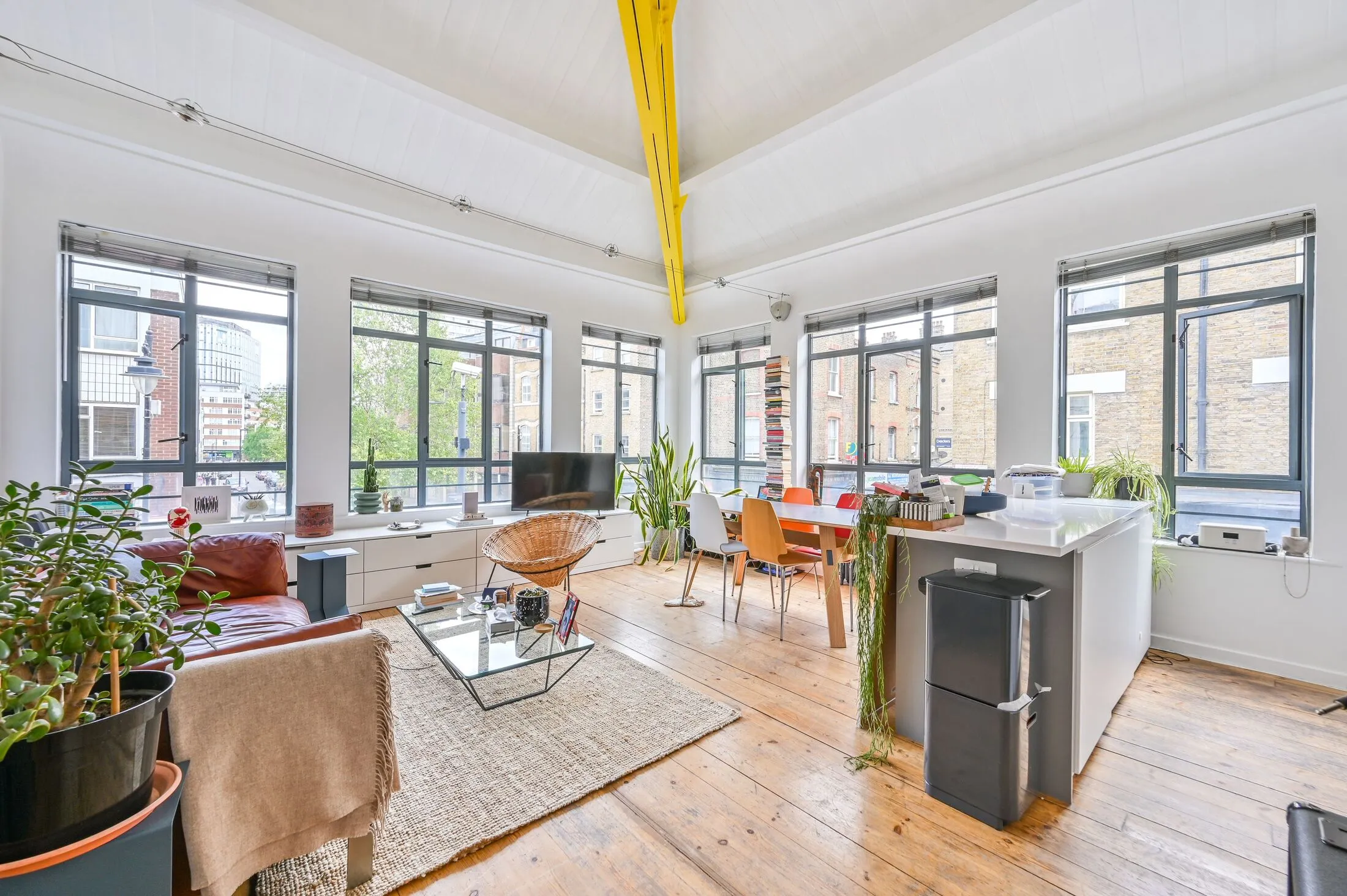 Flat Garrett Street in Greater London
