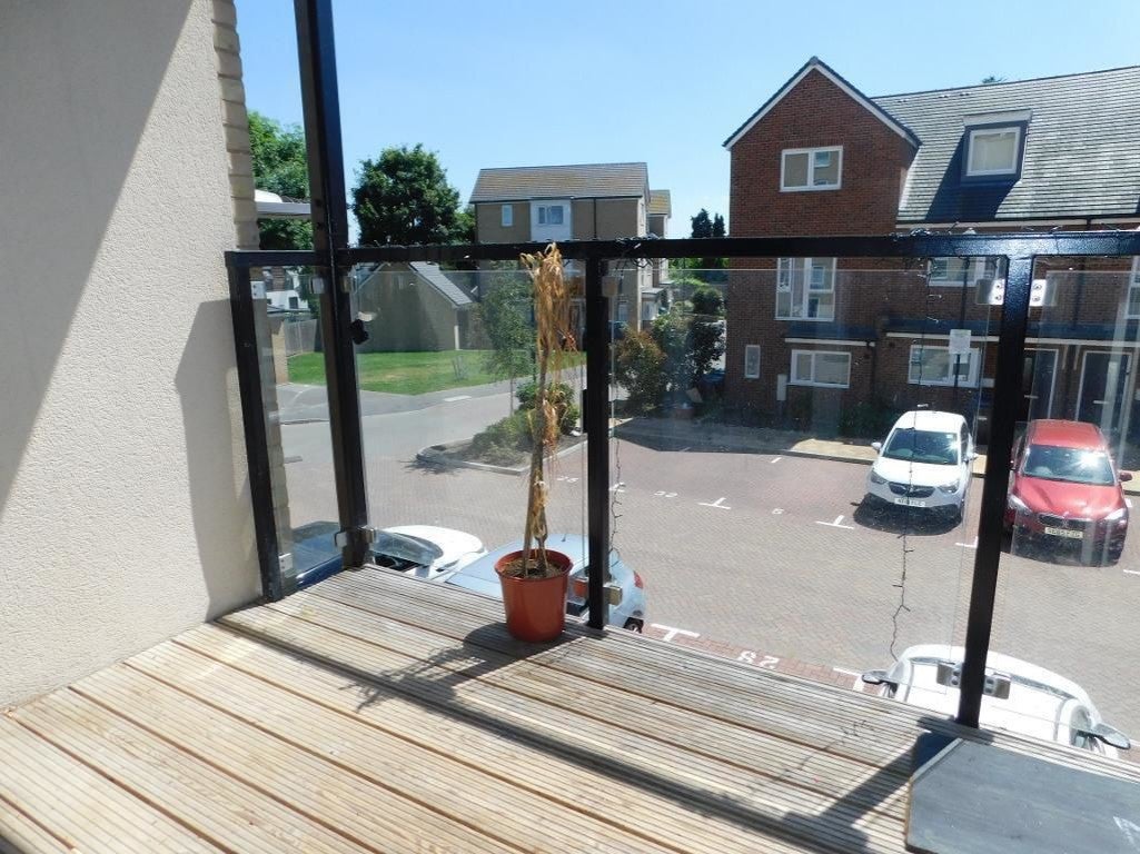Flat Hunting Place in Greater London