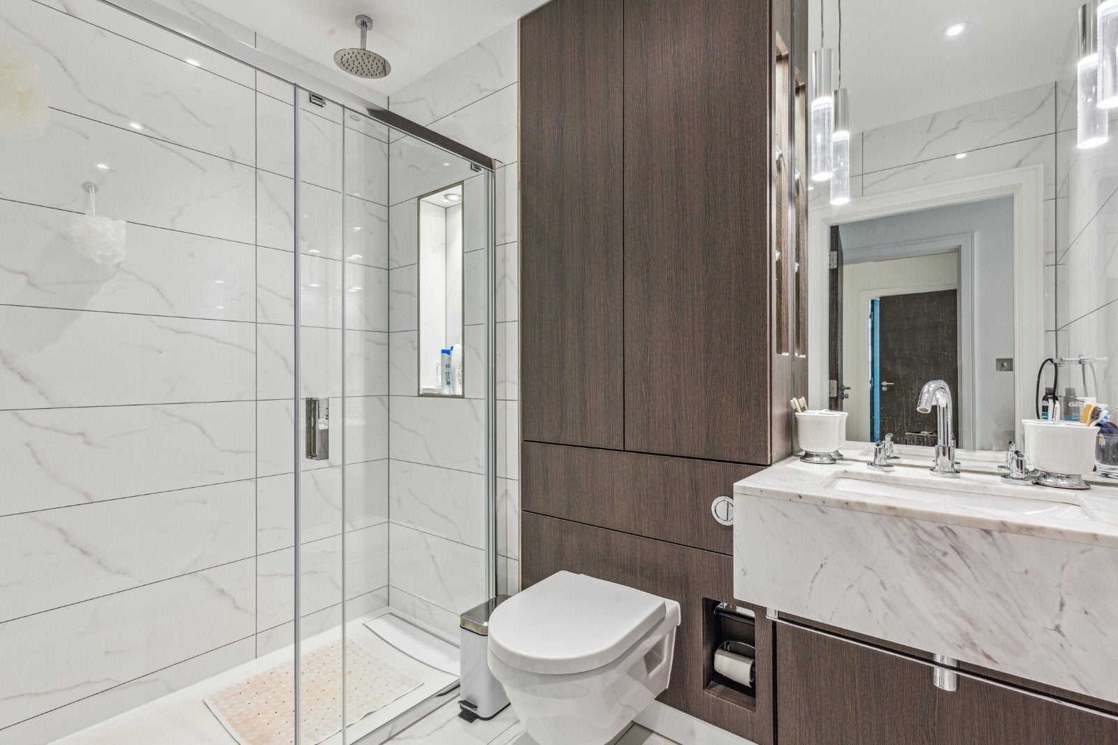 Flat Beadon Road in Greater London