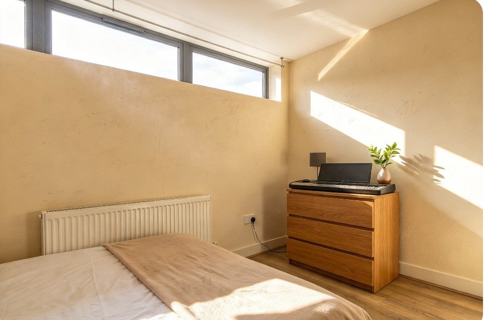 Room John Maurice Close in Greater London