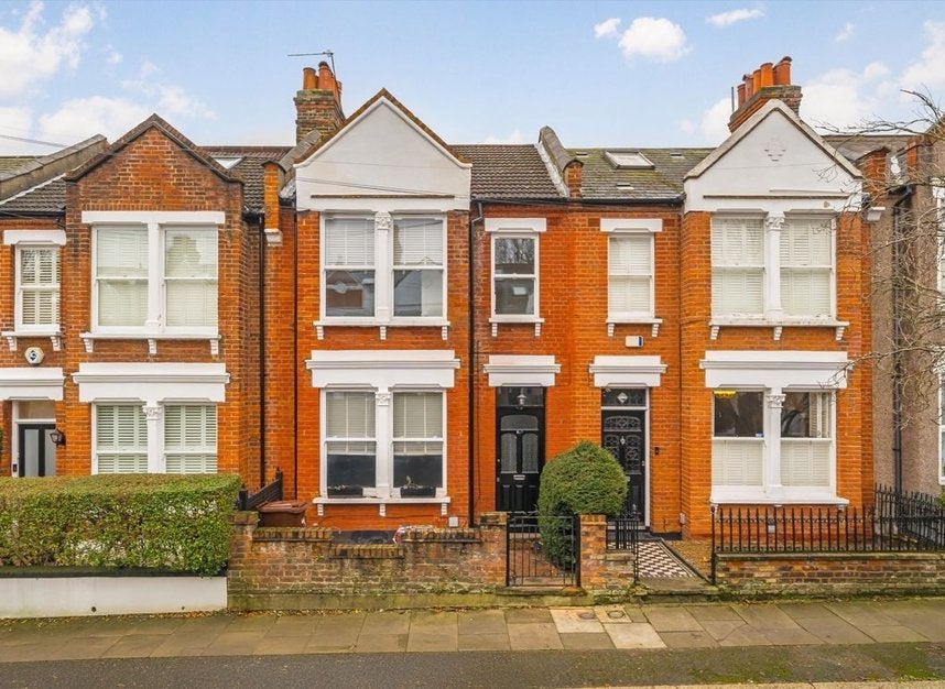 House Haydon Park Road in Greater London