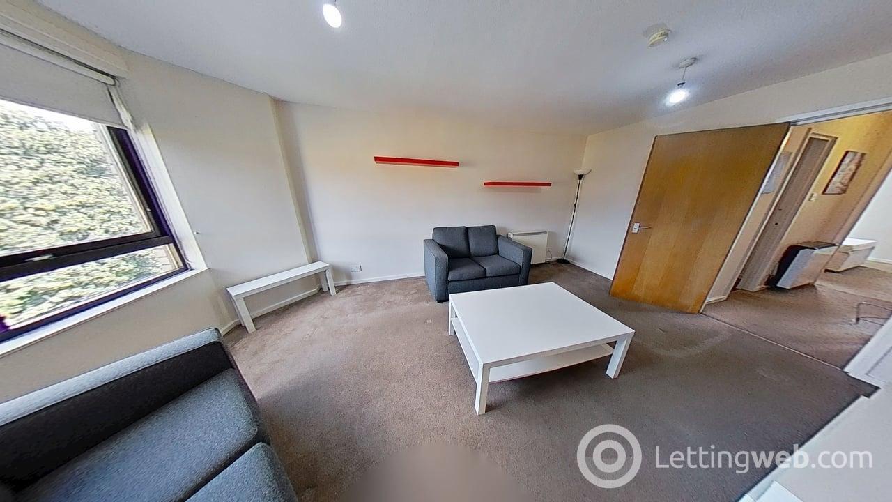 Flat Milnpark Gardens in Glasgow