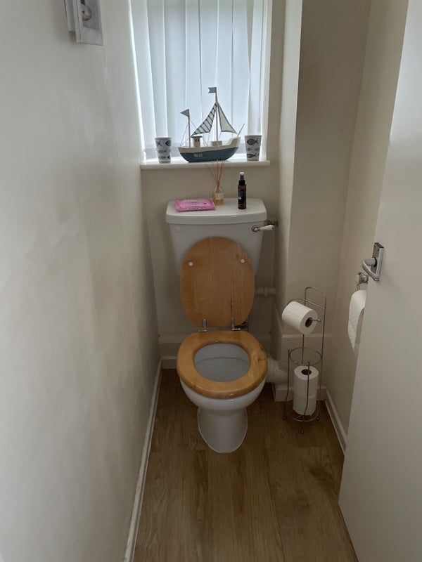 Room Laburnum Way in Rochdale