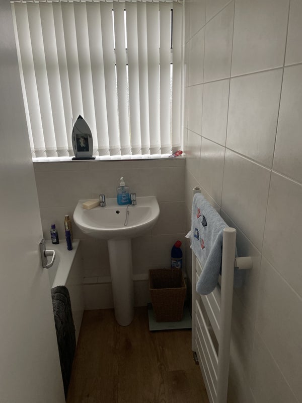 Room Laburnum Way in Rochdale