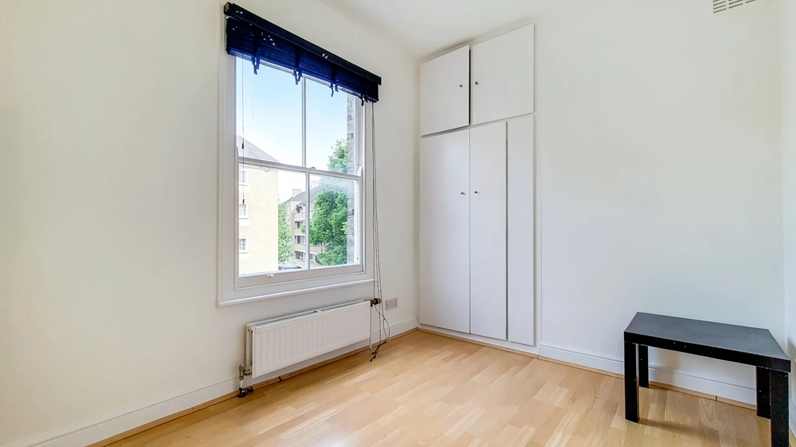 Flat Crayford Road in Greater London
