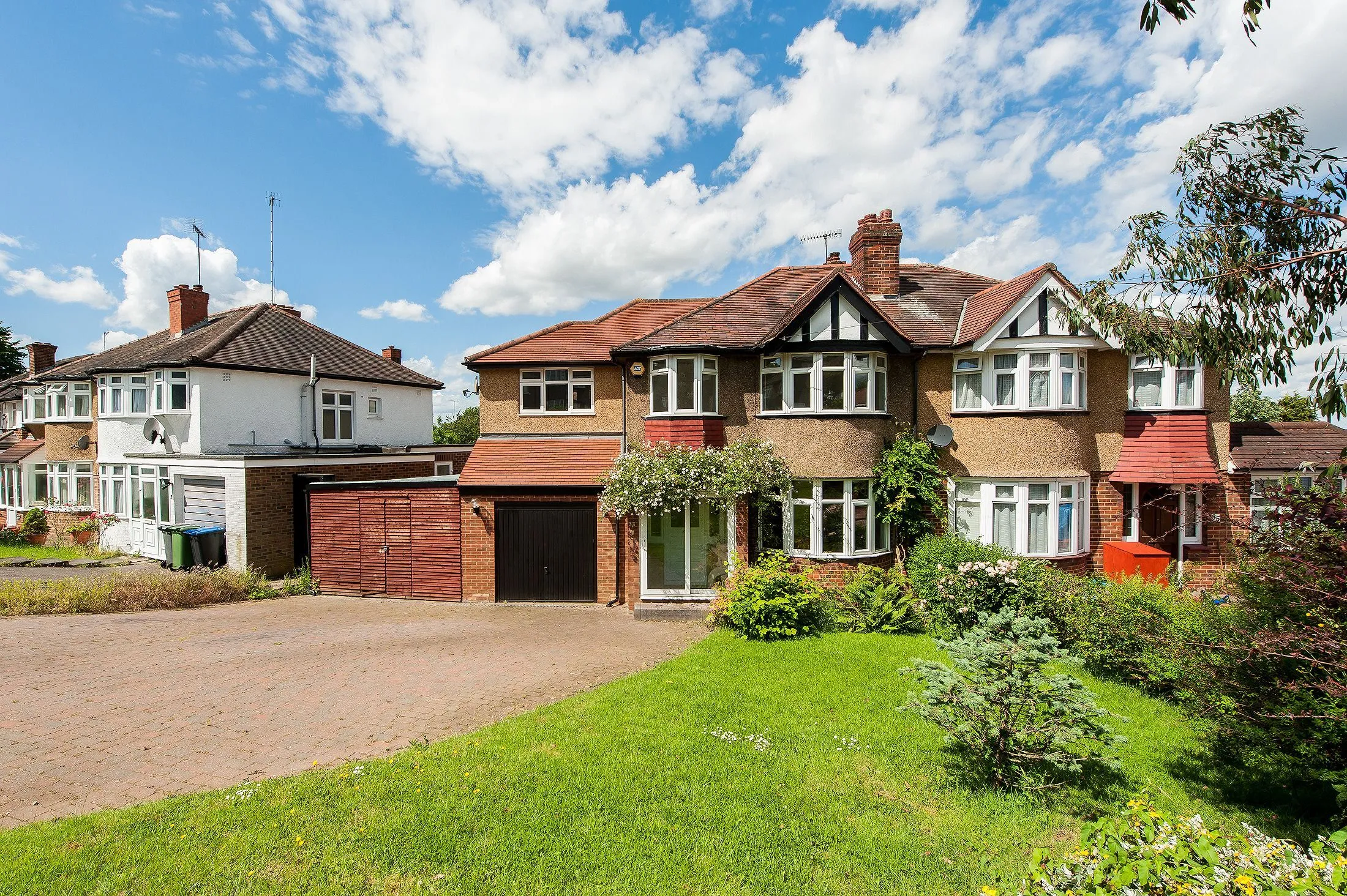 House Wentworth Hill in Greater London